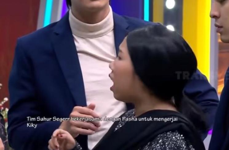 Pasha Ungu dan Kiky Saputri (YouTube/TRANS7 Official)