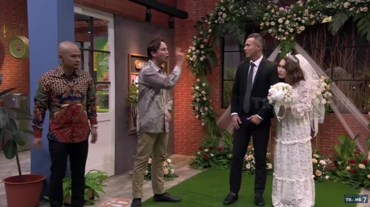 Ayu Ting Ting dan Herjunot Ali. (YouTube)