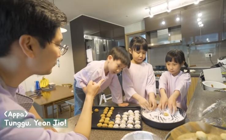 Kimbab Family (Youtube.com)