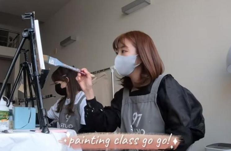 Sunny Dahye dan Dita SECRET NUMBER. (Youtube/SunnyDahyeIn)