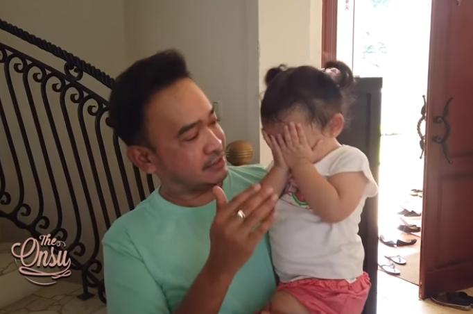 Kehangatan keluarga Ruben Onsu (Youtube.com)
