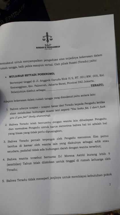 Berkas Aduan Vicky Zainal kepada Suaminya ke Komnas Perempuan. (Matamata.com/Yuliani)