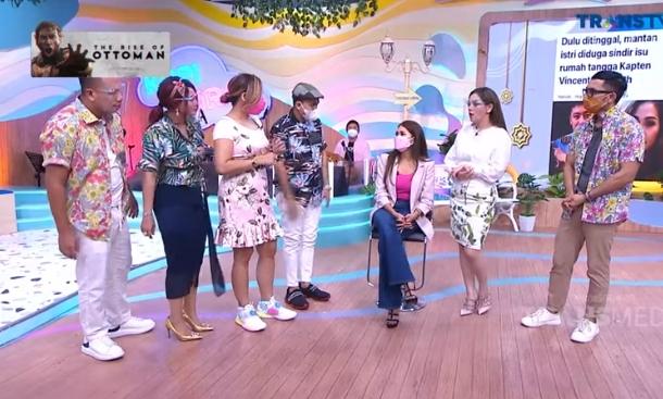 Vegen Acni saat hadiri talkshow Kopi Viral (Youtube.com)