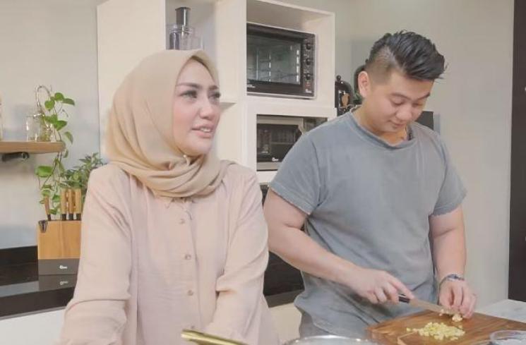 Resep es teler ala Yulita MasterChef. (Youtube/ArnoldPoernomo)