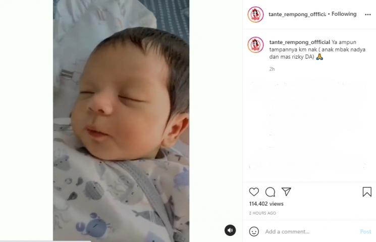 Wajah anak Nadya Mustika Rahayu dan Rizki DA dipuji tampan. (Instagram/tante_rempong_offficial)