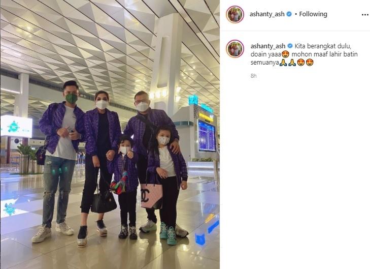 Ashanty dan keluarga. (Instagram/@ashanty_ash)
