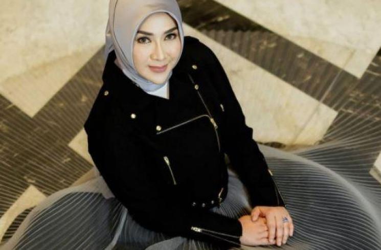 Potret Yuni Sophia, istri Bupati Nganjuk. (Instagram/@yunisophia_)