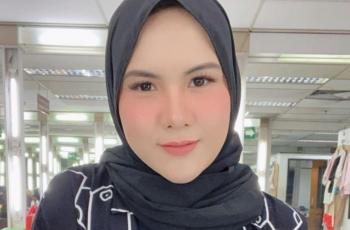 5 Gaya Hijab Evelin Nada Anjani, Anggun Banget MasyaAllah!