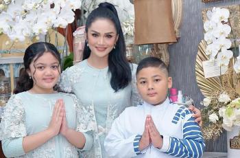 Lebaran Pertama Tanpa Raul Lemos, Krisdayati Curhat Begini