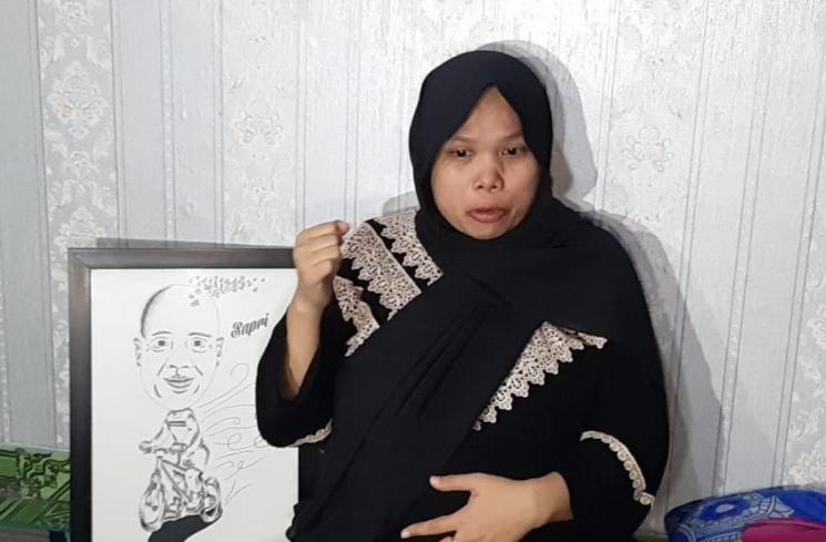 Irma Suryatin, Istri Sapri Pantun atau Bang Sapri. (MataMata.com/Herwanto)