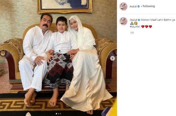 Inul Daratista bersama suami dan anak. (Instagram/@inul.d)