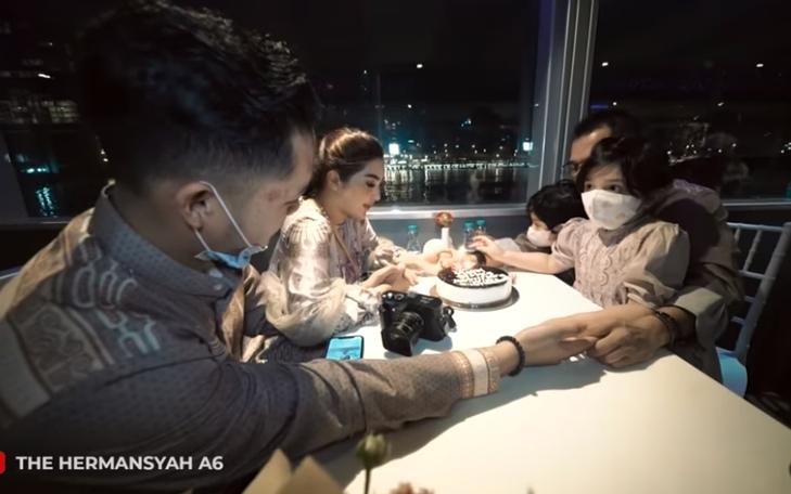 Anang dan Ashanty rayakan anniversary pernikahan di Dubai (Youtube.com)