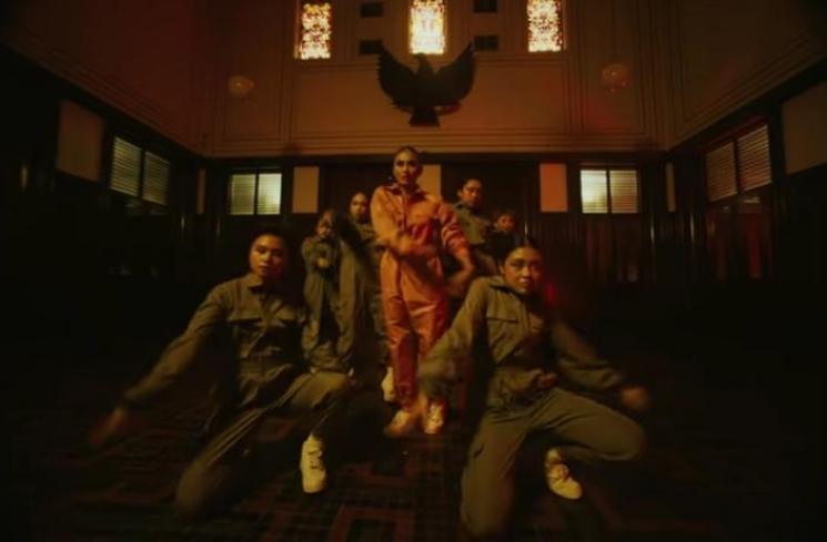 MV F Yo Love Song Lagu Terbaru Agnez Mo. (YouTube)