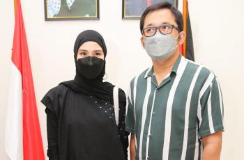 Hanung Bramantyo Alami Ruas Leher Menyempit: Terlalu Banyak Stalking IG nih