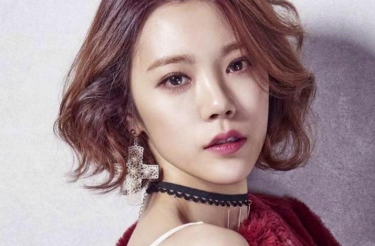 Lizzy eks After School (Allkpop.com)