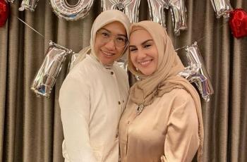 Kepoin 3 Momen Meriah Ultah Ibunda Irish Bella, Dikira Kakaknya