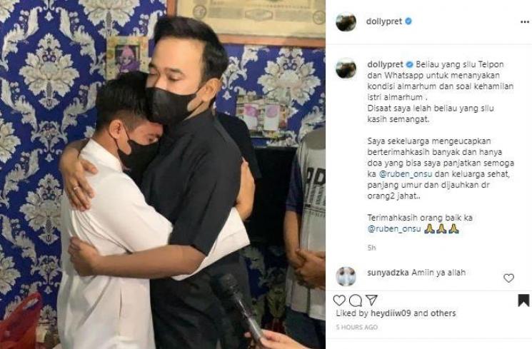 Ruben Onsu jadi sosok yang membantu keluarga Sapri Pantun. (Instagram/@dolly_pret)