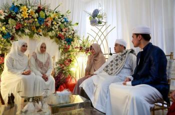 Ameer Azzikra Deg-degan Tatap Wajah Calon Istri: Iman Nggak Kuat!