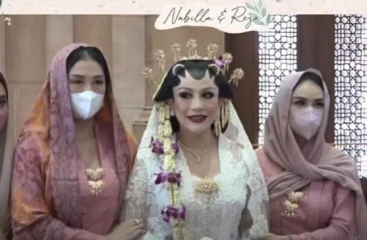Momen pernikahan Nabilla Gomes dan Reza [YouTube/ Prisma Multimedia]