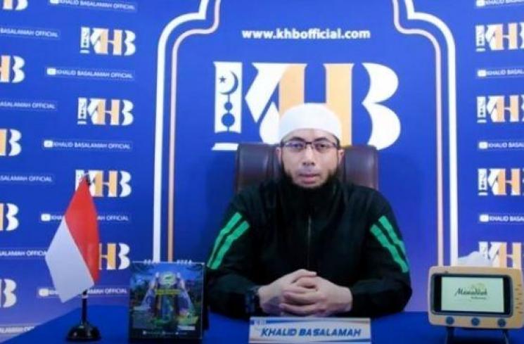 Ustaz Khalid Basalamah [YouTube/Khalid Basalamah Official]