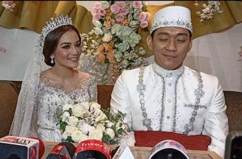 FOTO: Ifan Seventeen dan Citra Monica Resmi Menikah