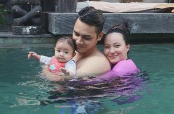 Baru 5 Bulan, Putri Asmirandah Sudah Ketagihan Berenang