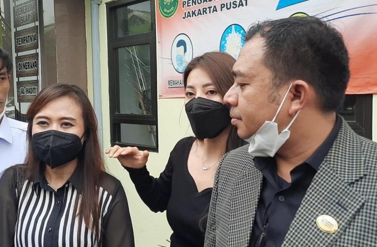 Aska Ongi dan Nuning Irpana. (MataMata.com/Evi Ariska)