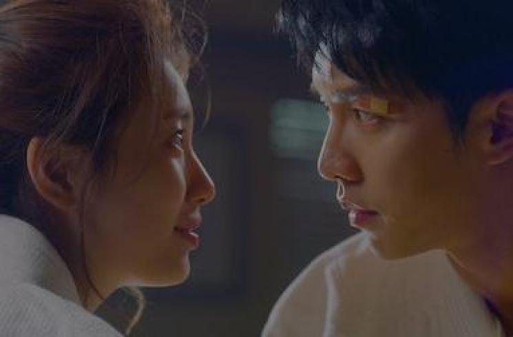 Lee Seung Gi dan Suzy di Vagabond (Netflix)