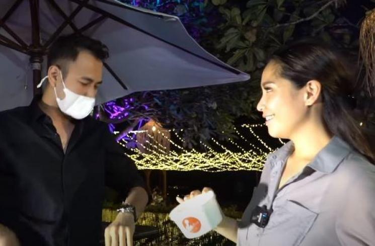 Sikap gengsi Nagita Slavina rindu Raffi Ahmad. (Youtube/RANSEntertainment)