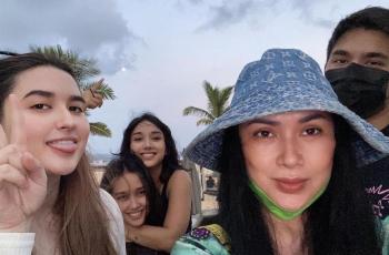Pamer Foto Close Up, Titi DJ Dipuji Bibir Seksi sampai Awet Muda