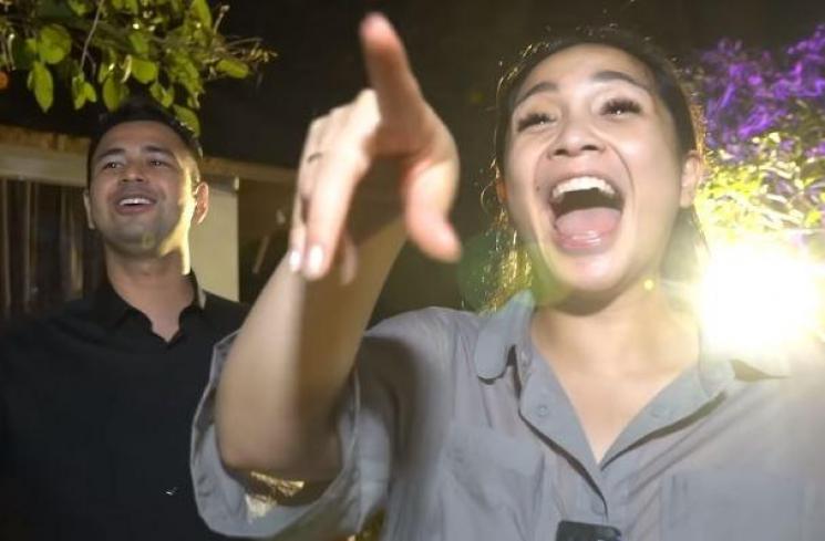 Sikap gengsi Nagita Slavina rindu Raffi Ahmad. (Youtube/RANSEntertainment)