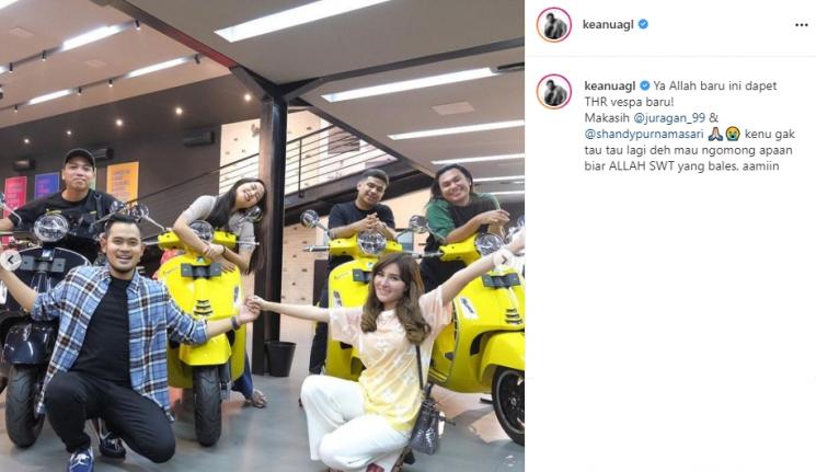 Keanu Agl, Fadil Jaidi dkk bersama Gilang Widya Pramana dan Shandy Purnamasari (Instagram/@keanuagl)