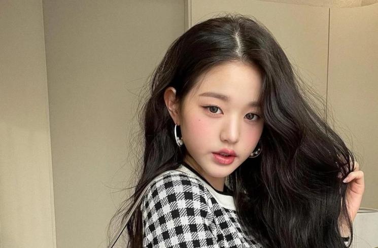 Wonyoung dan Huening Kai (Allkpop.com)