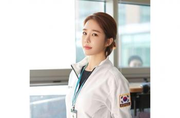 Yoo In Na Diamuk Fans gara-gara Sadis Tampar Jisoo BLACKPINK di Snowdrop
