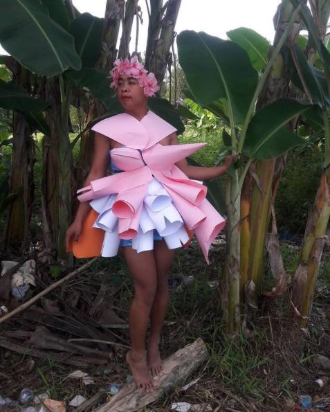 Penampilan Nyeleneh Mimi Peri (Instagram/@mimi.peri)