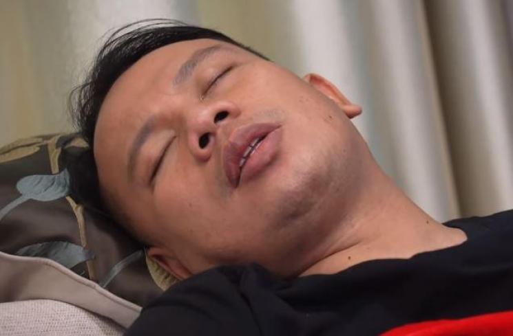 Vicky Prasetyo blak-blakan soal rumah tangga dengan Kalina Ocktaranny. (Youtube/UyaKuyaTV)