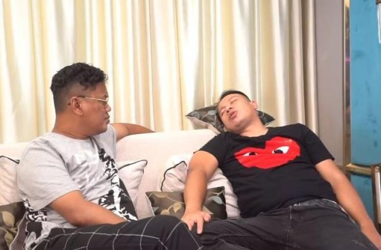 Vicky Prasetyo blak-blakan soal rumah tangga dengan Kalina Ocktaranny. (Youtube/UyaKuyaTV)
