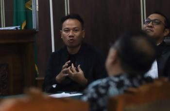 Ditemani Kalina Lagi, Vicky Prasetyo Percaya Diri Hadiri Sidang: Ada Energi Baru!