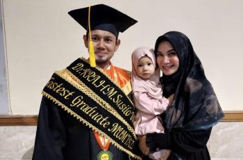 Bangga Suami Lulus S3, Puput Melati: Saya S1 Belum Selesai