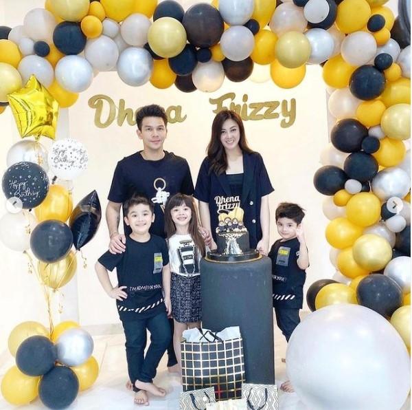 Momen ulang tahun Dhena (Instagram)