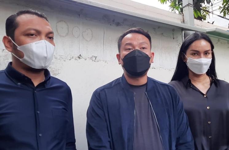 Vicky Prasetyo dan Kalina Ocktaranny. (MataMata.com/Evi Ariska)