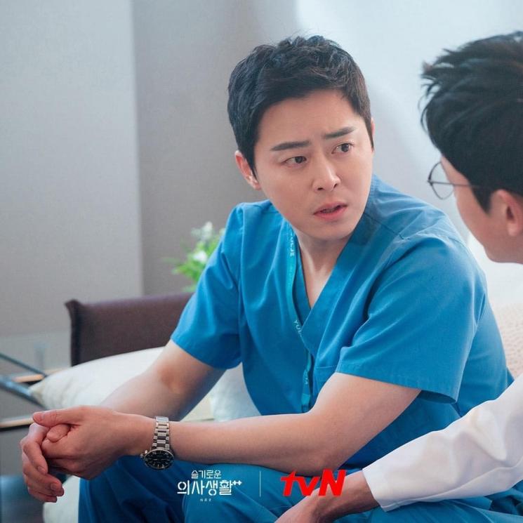 Hospital Playlist 2 (Instagram/@tvndrama.official)