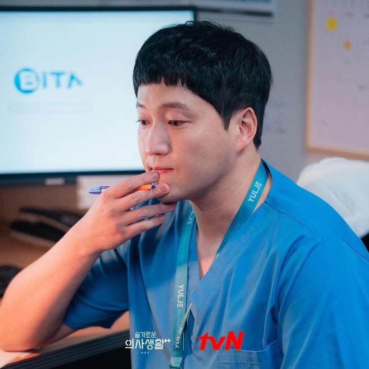 Hospital Playlist 2 (Instagram/@tvndrama.official)