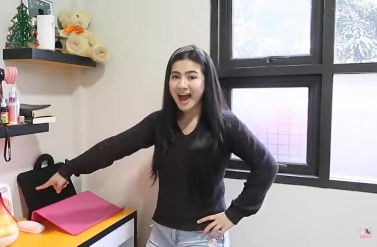 Kamar Kos Felicya Angelista (YouTube/FELITOgether Official)