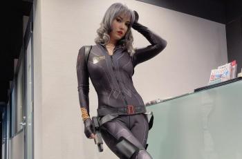 Bikin Salfok! Tato di Pinggul Maria Ozawa Curi Perhatian