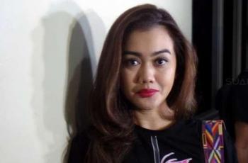 Baru Terungkap, Suami Nia Anggia Sudah Menetap di Belanda