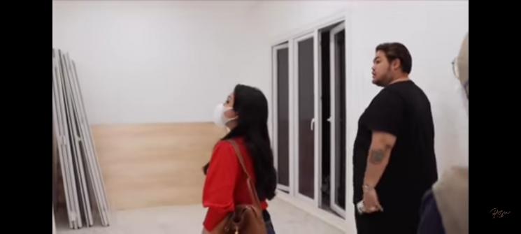 Rumah Baru Ivan Gunawan (YouTube/Rossa Official)