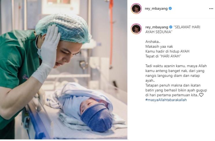 Artis Jadi Ayah di Usia Muda (Instagram/@rey_mbayang)