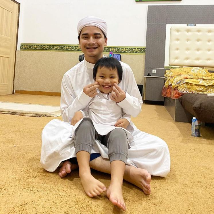 Artis Jadi Ayah di Usia Muda (Instagram/@alvin_411)