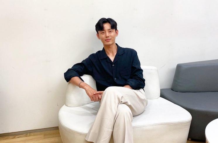 Artis Korea Punya Agensi Sendiri (Instagram/@88leejihoon)